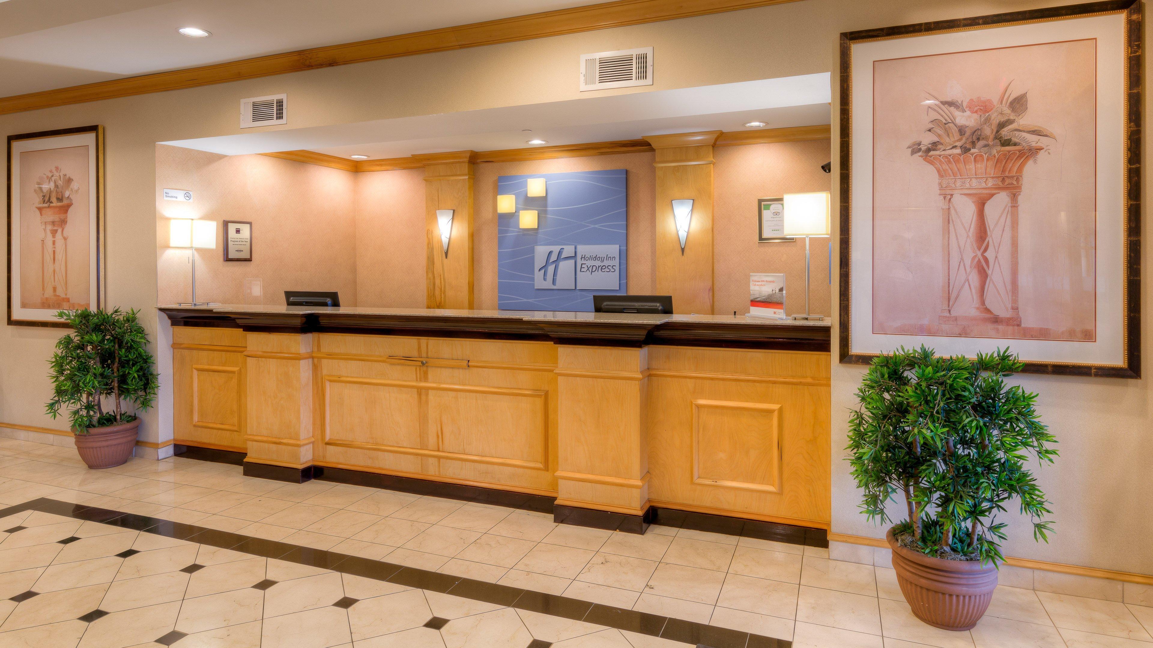 Holiday Inn Express Hotel & Suites Memphis Southwind By Ihg Germantown Εξωτερικό φωτογραφία