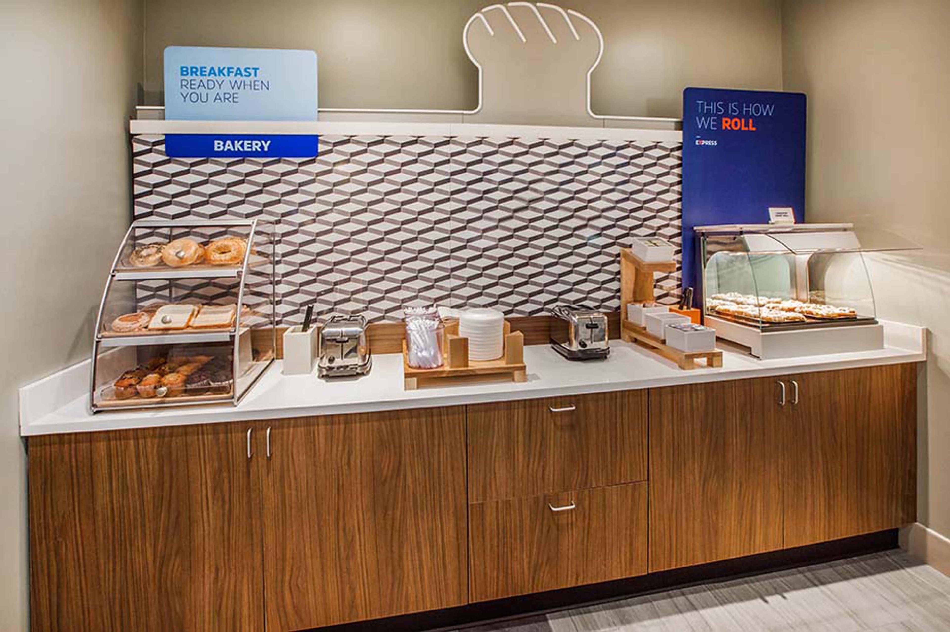 Holiday Inn Express Hotel & Suites Memphis Southwind By Ihg Germantown Εξωτερικό φωτογραφία