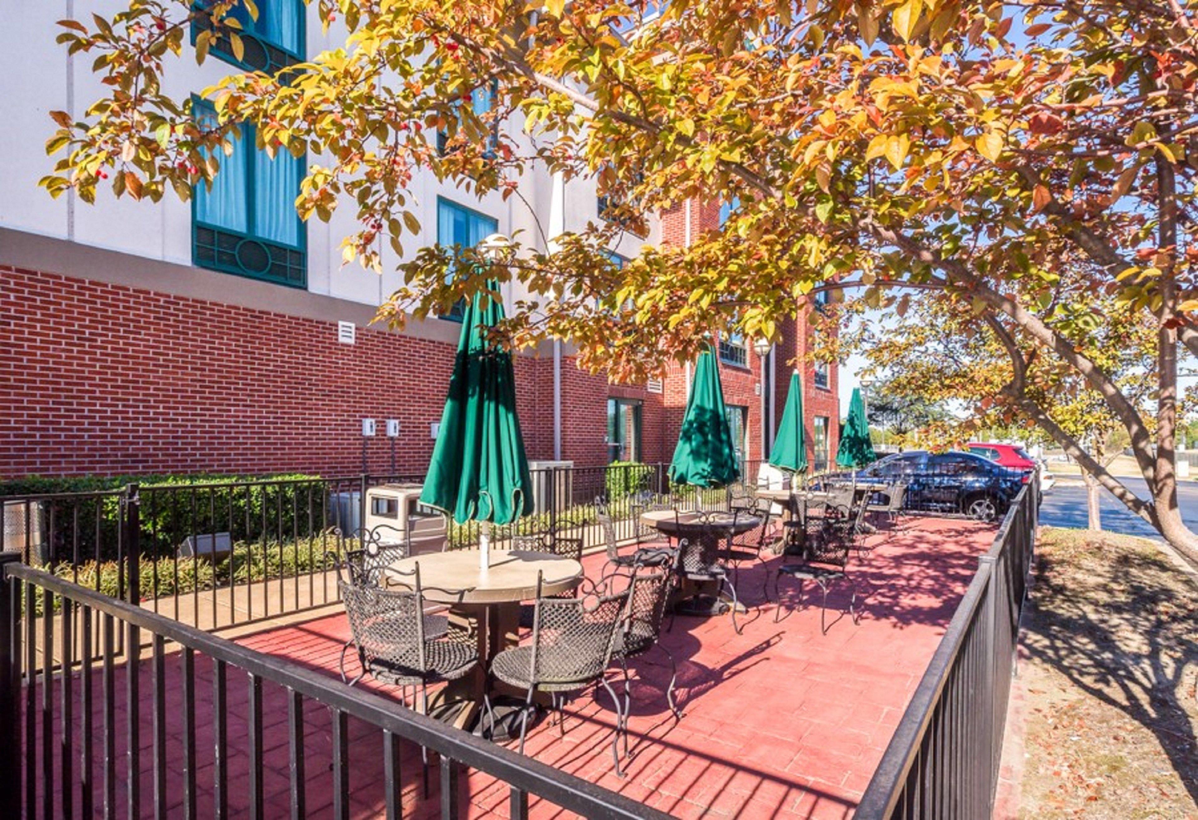Holiday Inn Express Hotel & Suites Memphis Southwind By Ihg Germantown Εξωτερικό φωτογραφία